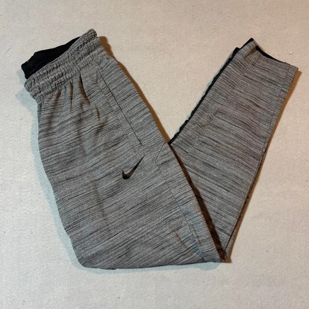 Nike Men's Grey Joggers-tracksuits